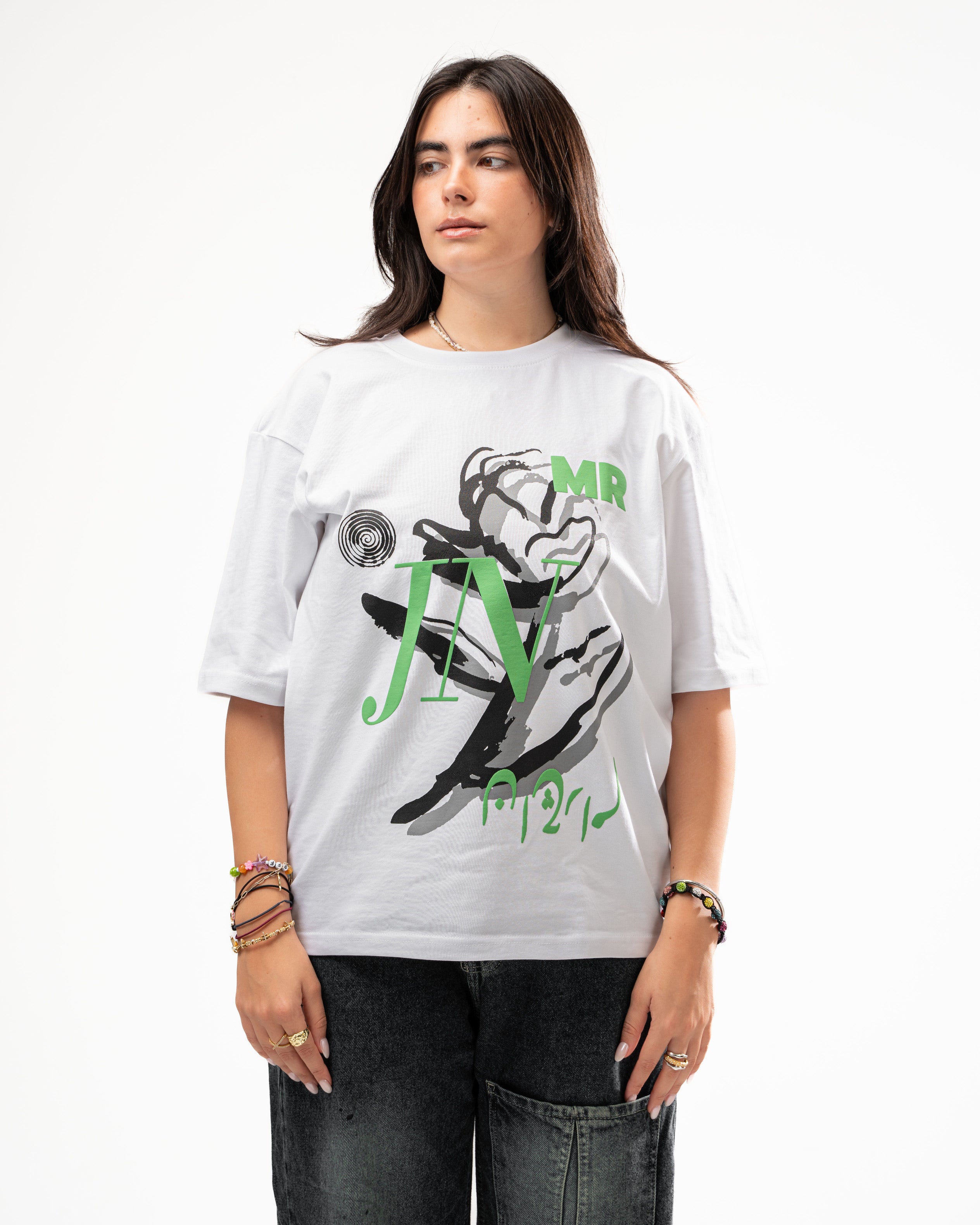 WHITE FLOWER T-SHIRT